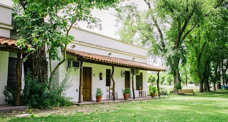 Hotel Estancia la Cinacina