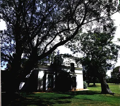 Hotel Estancia La Porteña