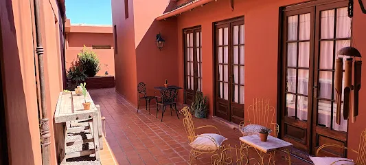 Hotel La Escondida-Casa de huéspedes